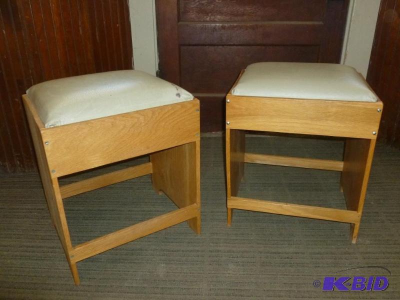 lot 64 image: Lot of two matching custom made solid oak and...