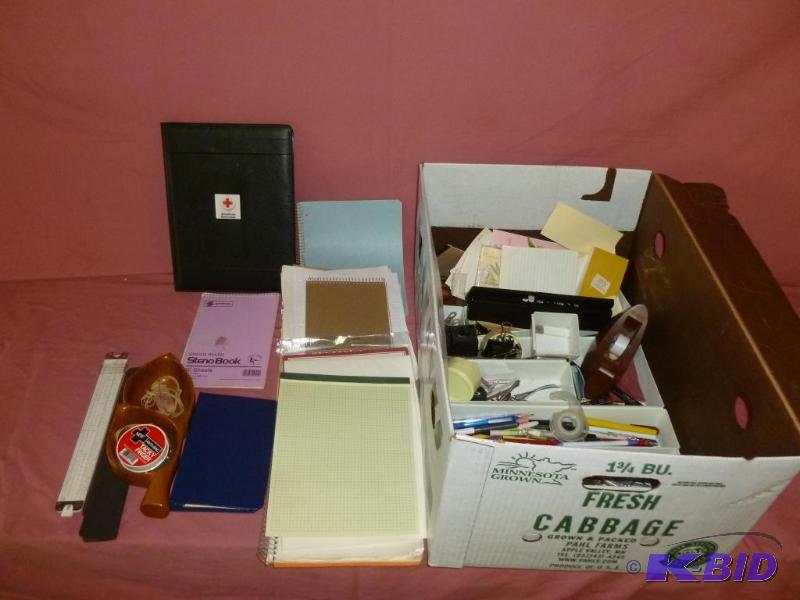 lot 90 image: Large lot of good office supplies that includ...
