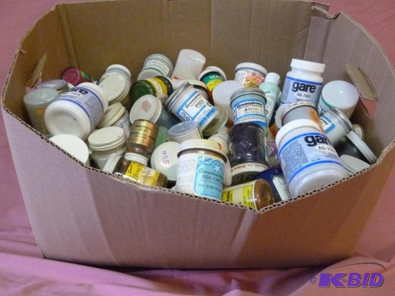 lot 94 image: Large box of acrylic and ceramic type paints ...