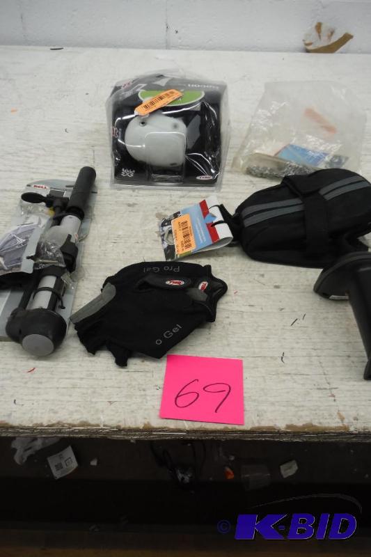 Lot of 5 biking items, under seat bag, riding gloves, air pump, bike chain, elbow pads