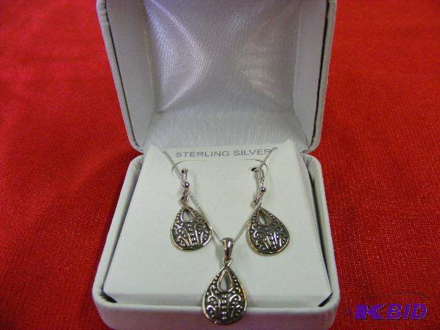 lot 20 image: Sterling Silver Necklace and Earring set...