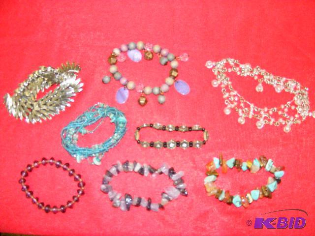 lot 25 image: Lot of Bracelets...