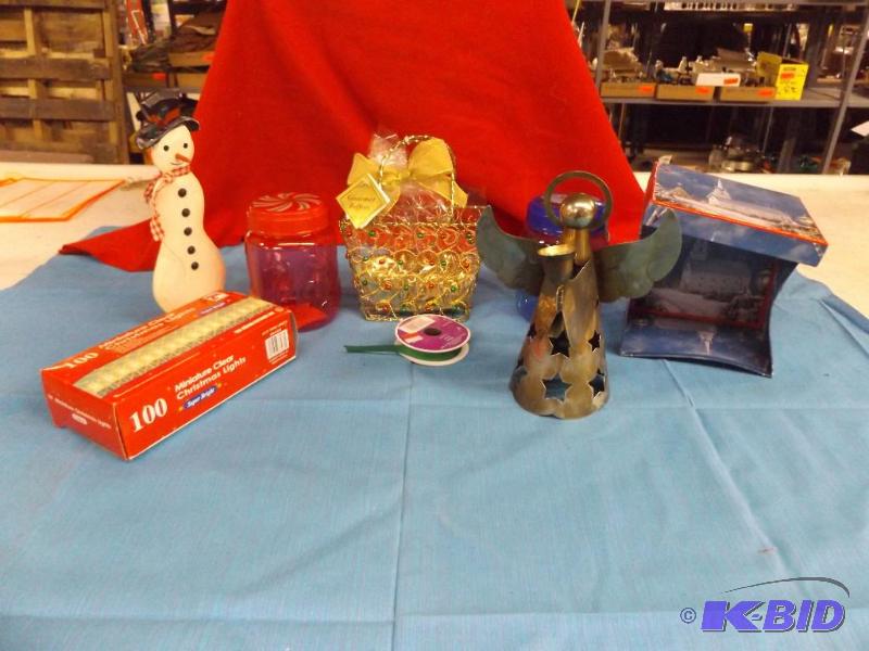 lot 298 image: Christmas Items, lights, angel, snowman and s...