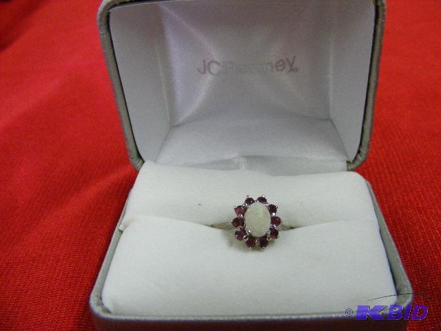 lot 33 image: Ring from JCPenney...