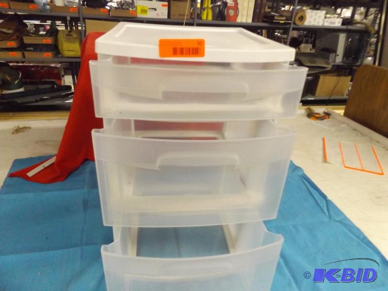 lot 50 image: 3 drawer tote...