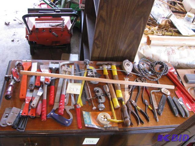lot 147 image: very large lot of tools.... too many to list ...