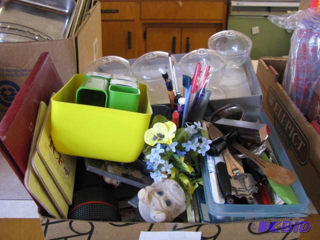 lot 34 image: Lot of pens, pencils, miscellaneous drawer it...