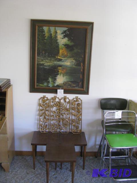 lot 4 image: (3) small Mid Century&nbspformica&nbsptable...