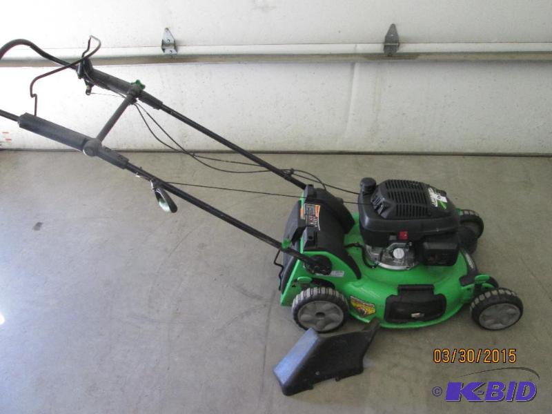 lot 8 image: Lawn Boy Self-Propelled 21" Mulching Law...