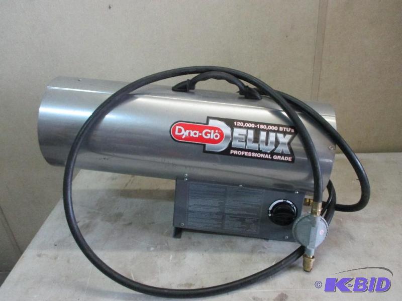Dyna Glo heater, looks new...
