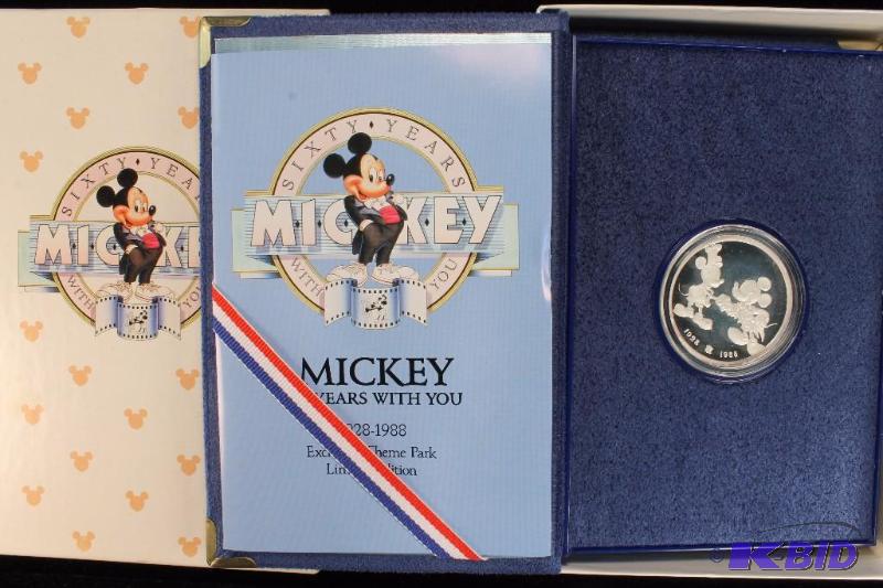 MICKEY MOUSE 60 YEAR ANNIVERSARY 1 TROY Oz. .999 FINE SILVER PROOF COIN BOX  COA #3898 OF 5000