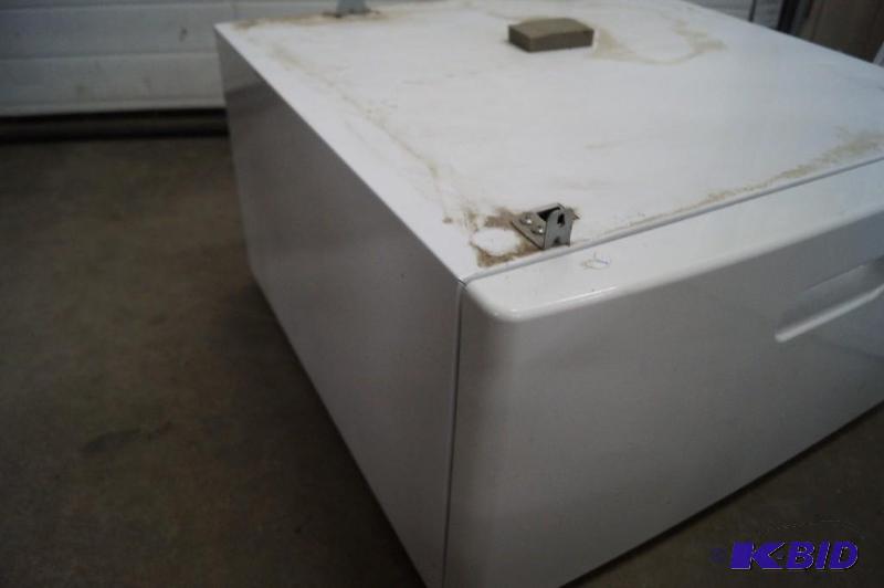 dryer stand