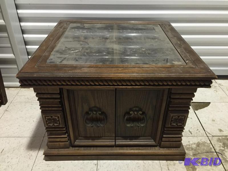 End Table wGlass top