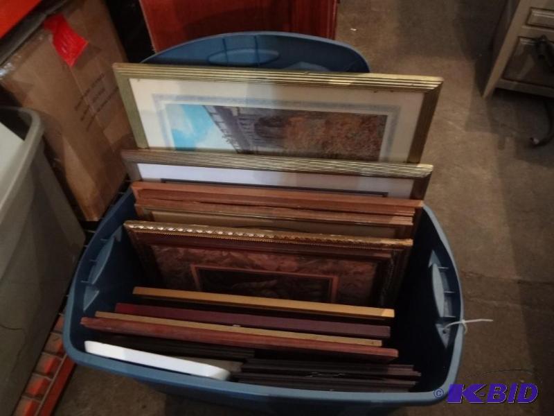 Lot of PicturesFrames