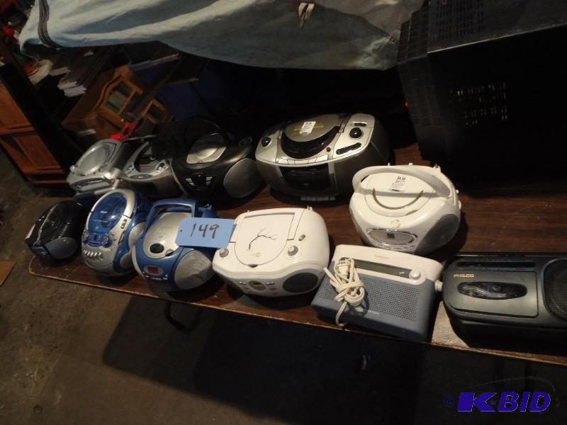 12 Radios