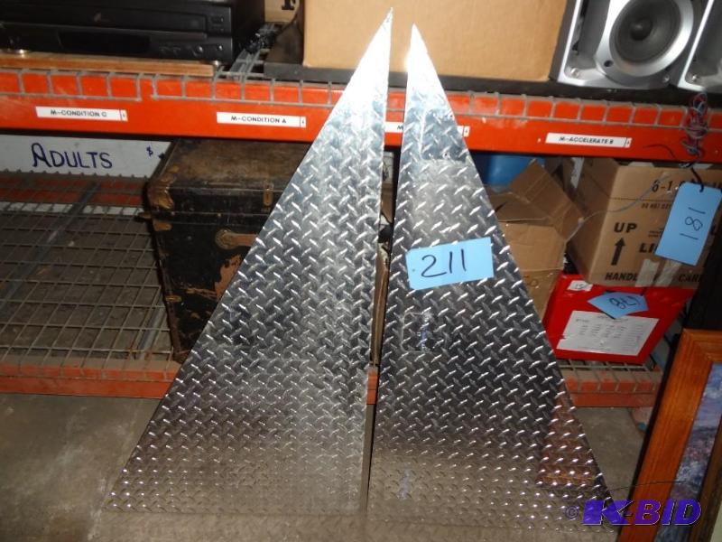 2 Pieces of Diamond Plate