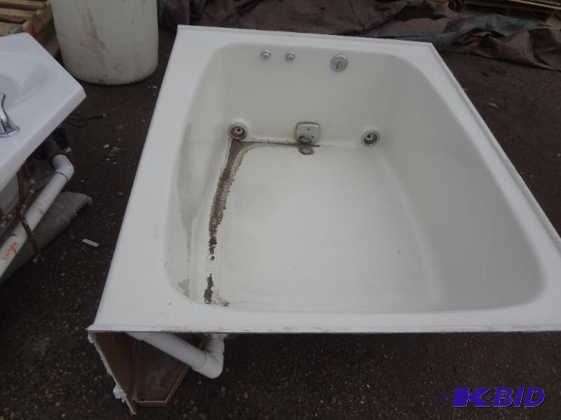 Square Tub