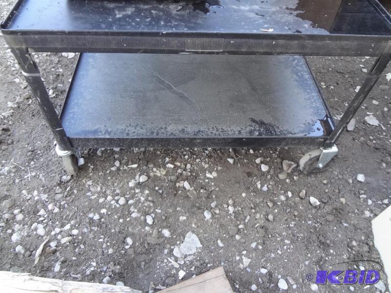 Low Metal Stand