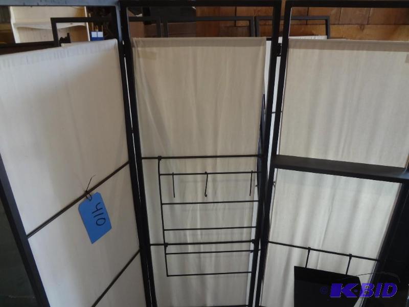Poplin and Metal Divider