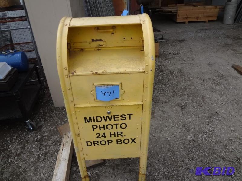 Old Mail Box