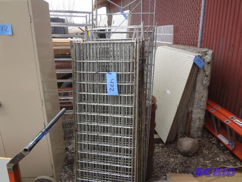 # Plus Units of restaurant Shelving