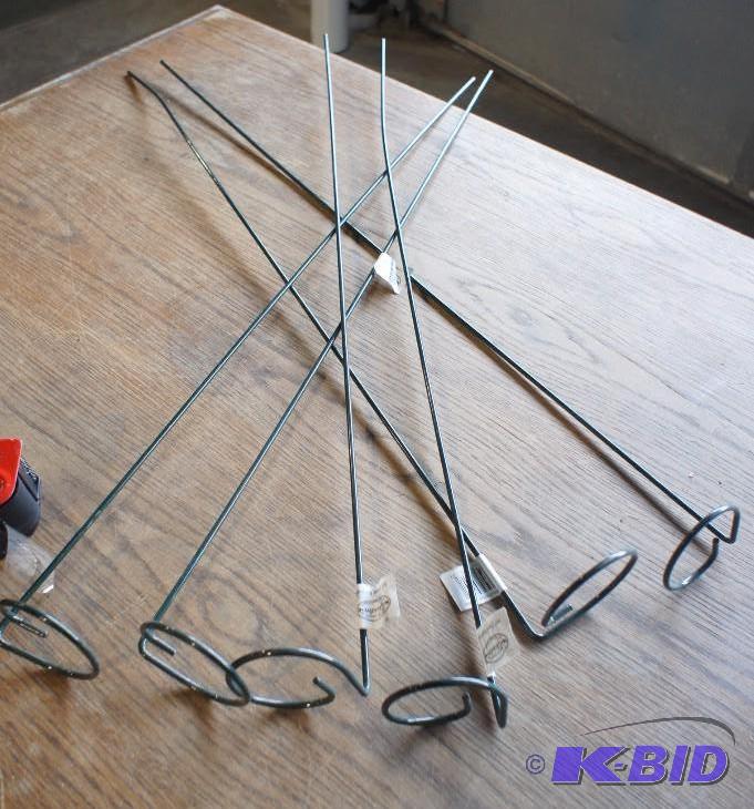 New - Lot of (6) 36&quot plant supports - Pl...
