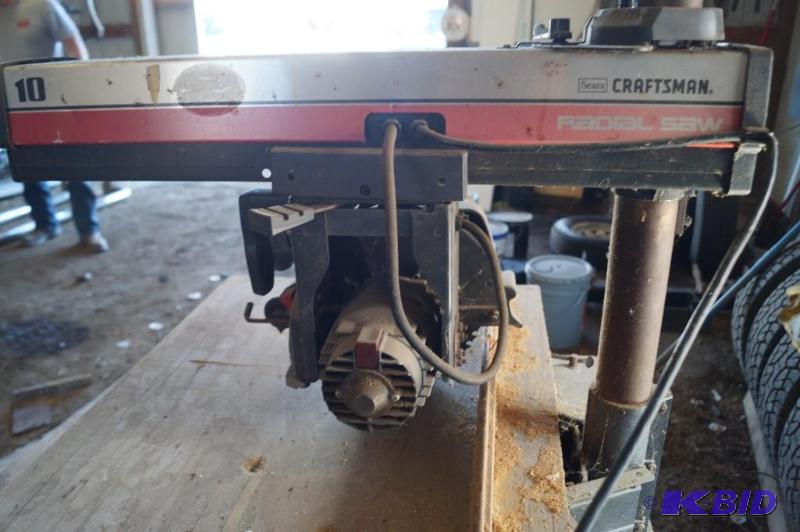 radial saw