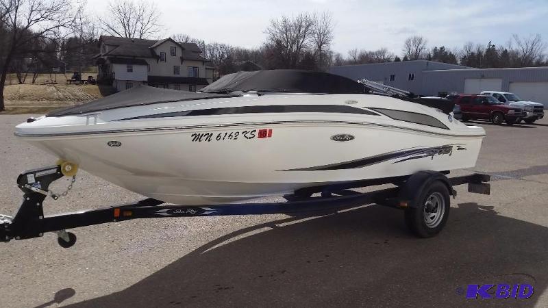 2011 Sea Ray 185 Sport