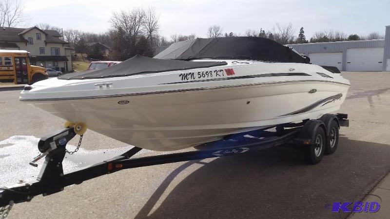 2011 Sea Ray 205 Sport