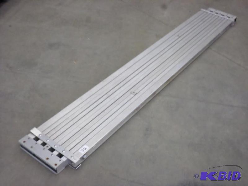 lot 32 image: Keller PA208K Aluminum 250# 8ft Slide-Out Ext...