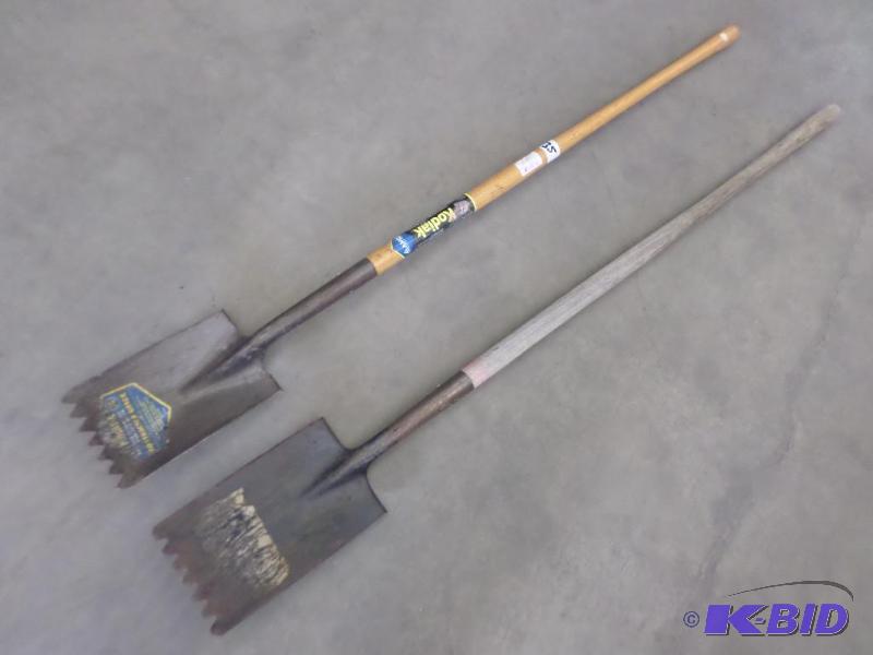 lot 35 image: (2) Shingle Tear-Off Tools...