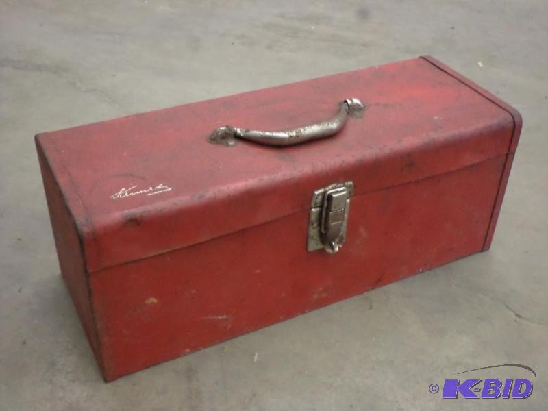 lot 53 image: Kennedy 18" Steel Toolbox...