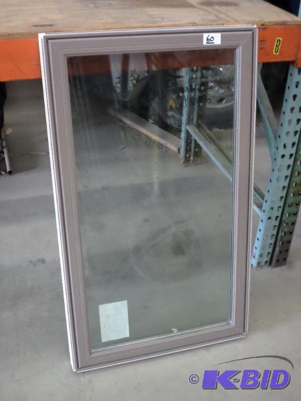 lot 60 image: Unused 26.75&quotx45.25" White Vinyl Cr...