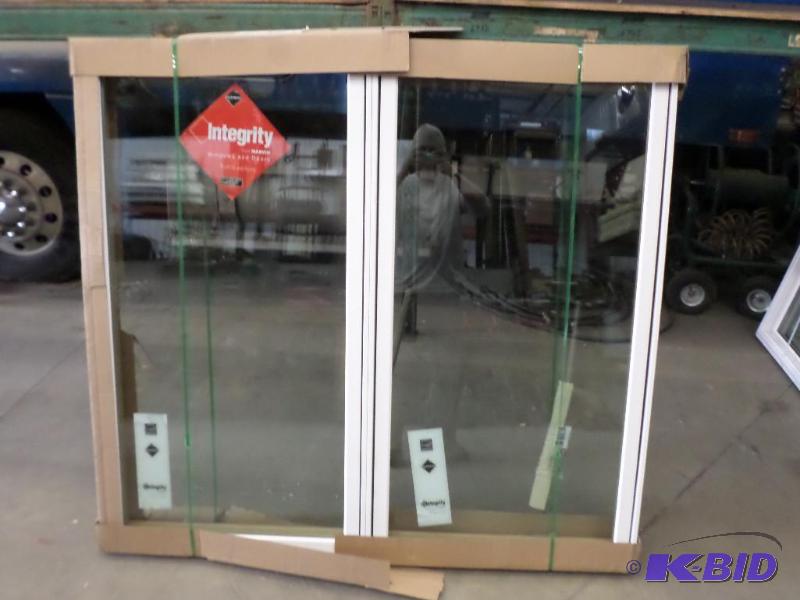 lot 64 image: Unused Integrity White VinylNatural Wood Int...