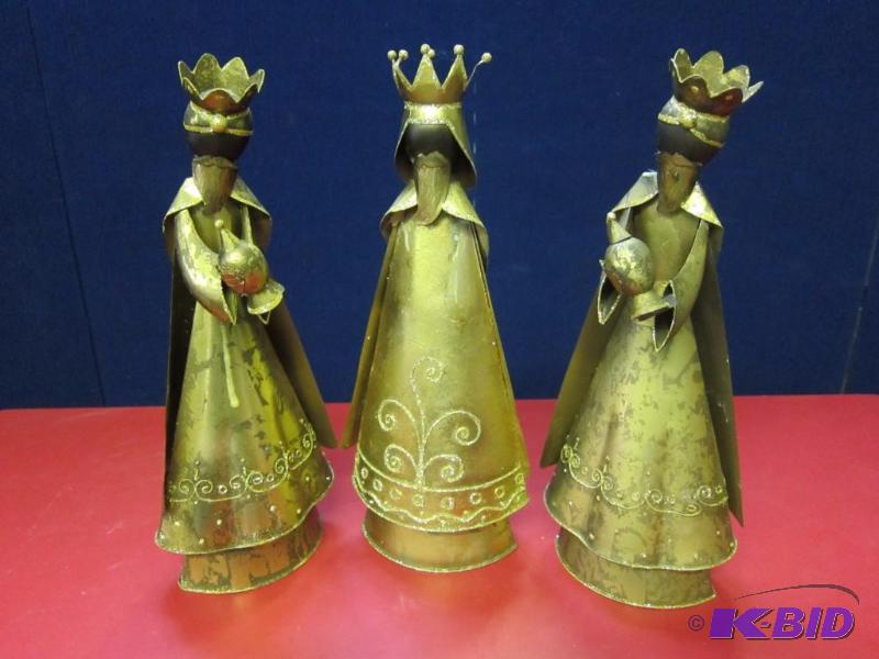 3 Decorative Magi