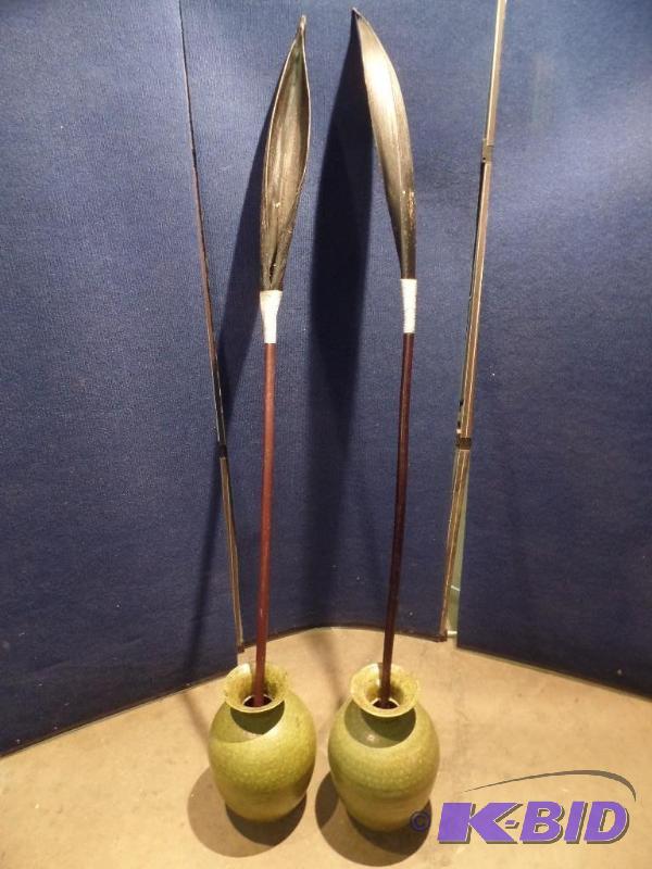 2 Decorative Vases w 2 Decorative Oars