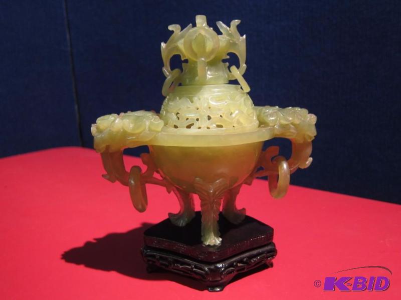 Decorative Jade Bowl & Lid with Wood Stand