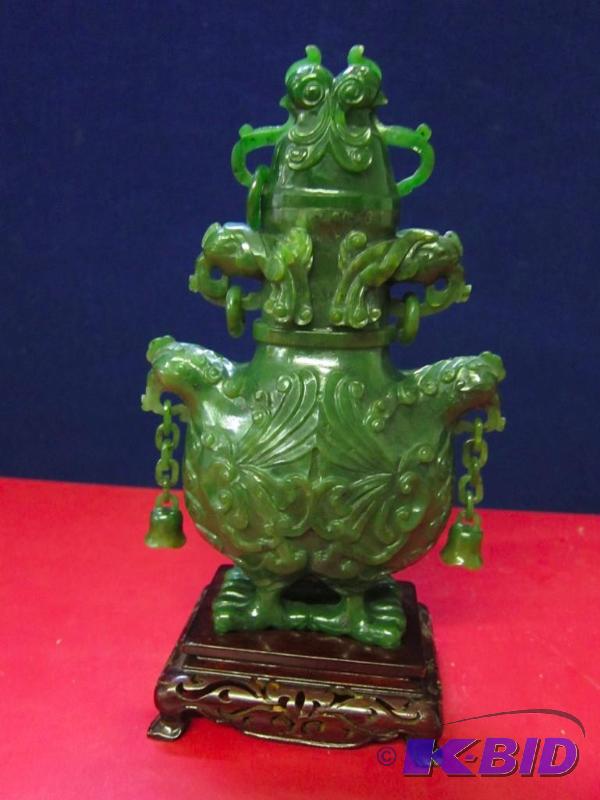 Decorative Jade Vase & Lid with Wood Stand