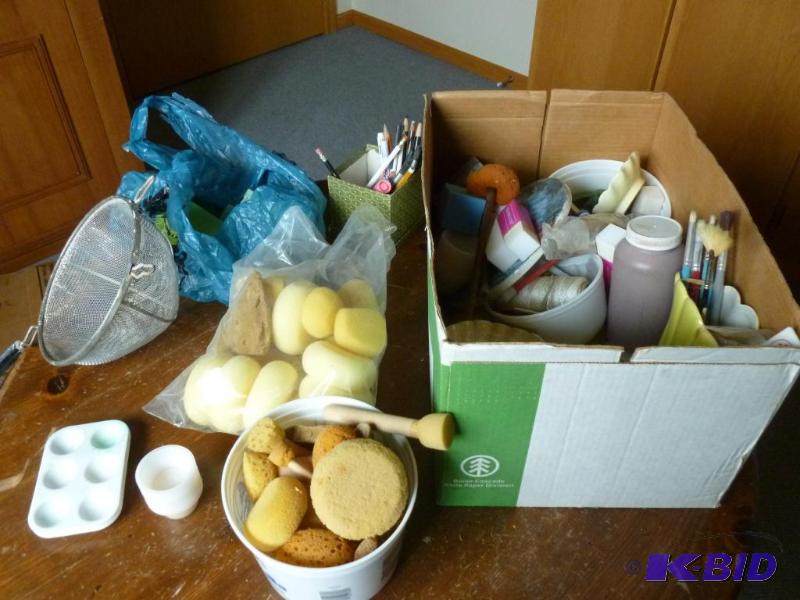 lot 10 image: Large lot of ceramic shop items that include,...