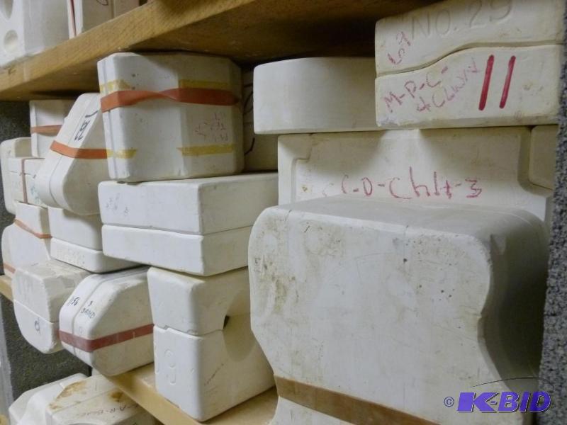 lot 35 image: Lot of approximately 25 ceramic molds, from s...