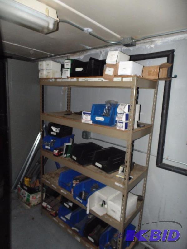 5 Shelf Unit w Misc. Fuel Filters