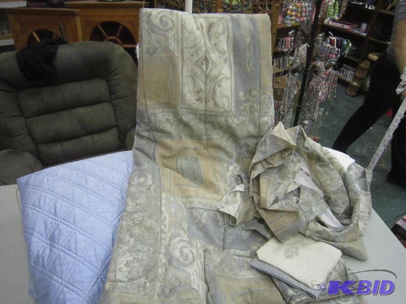 1 Queen Size and 1 Twin Comforter, Shams, Pillowcases and Bed Skirt