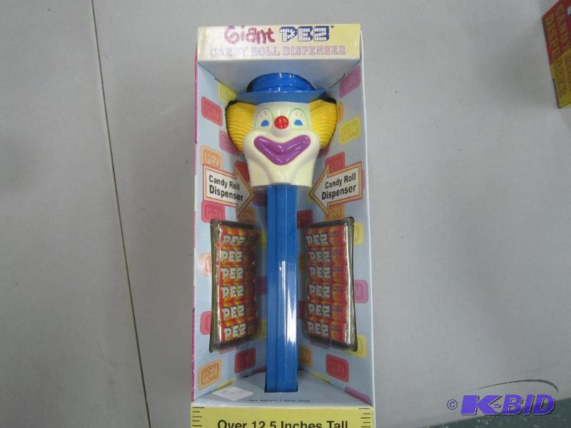 Giant Pez - Blue Clown - 12