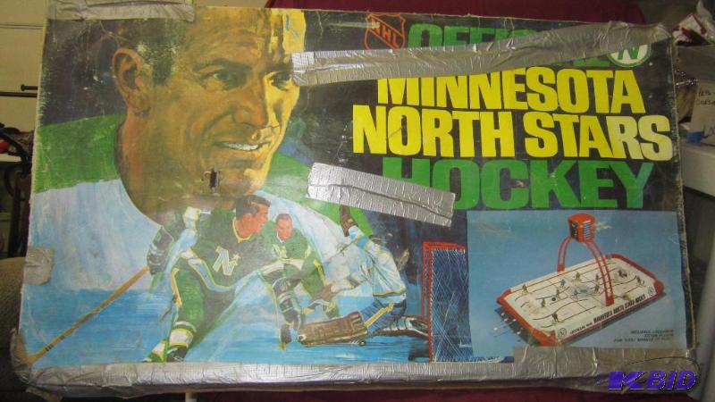 MN North Stars Hockey Table Top Game