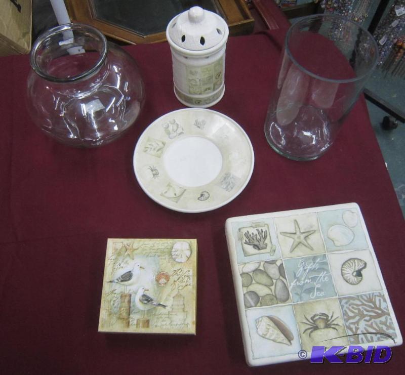 BOX LOT - Romantic Set and Seashell Plaque Pictures