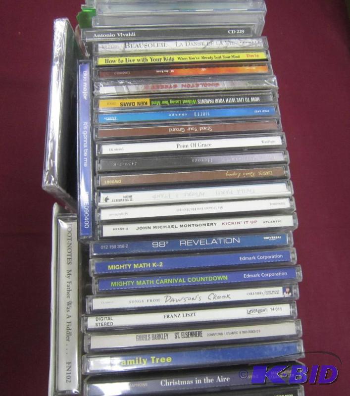BOX LOT of CDS