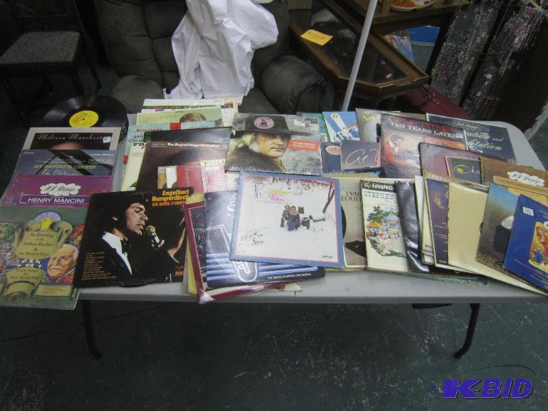 VERY LARGE LOT OF RECORDS