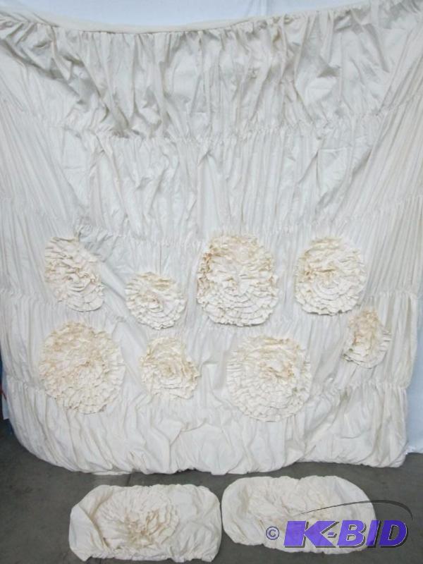 Lush Decor Serena 3pc. Queen Comforter Set