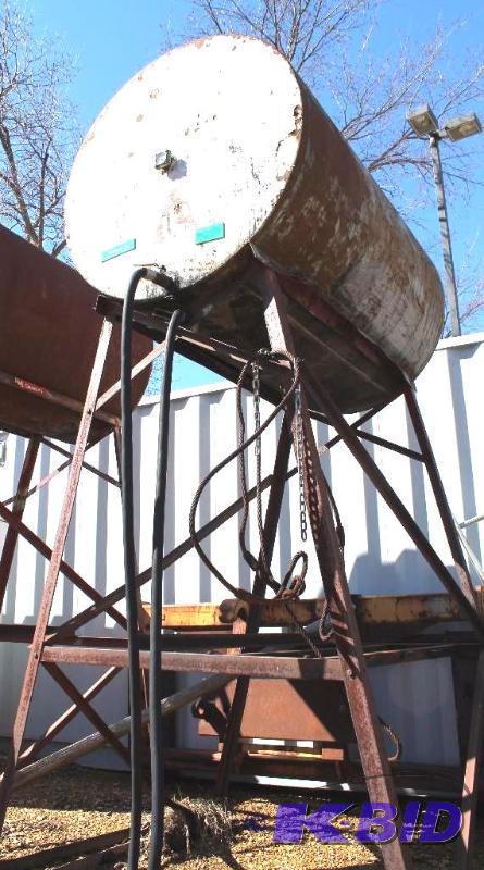 Diesel Tank 300 Gallon On Steel 6 Ft. High 5 ...