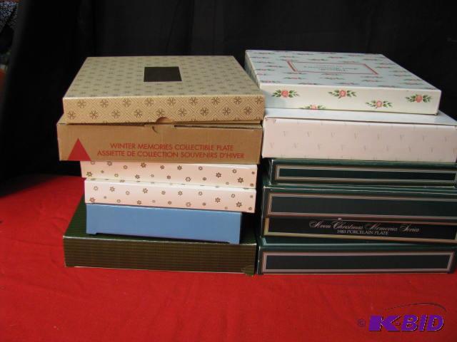 12 NIB Avon collector plates&nbsp...